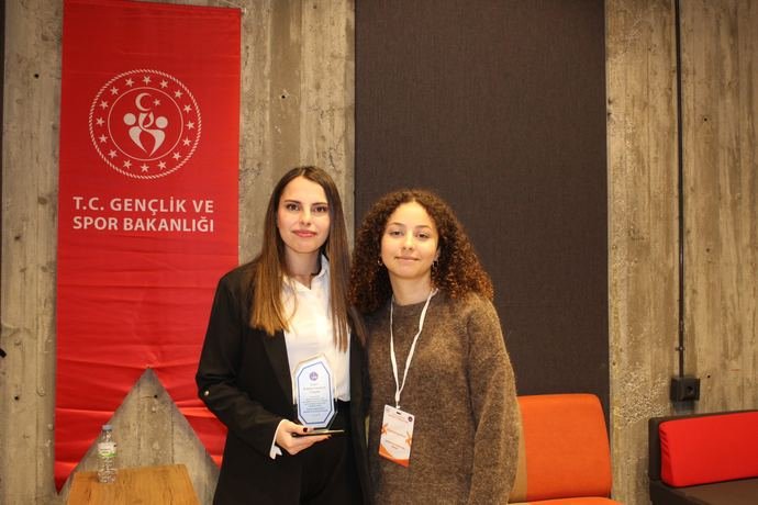 Etkinlik fotoğrafı 1